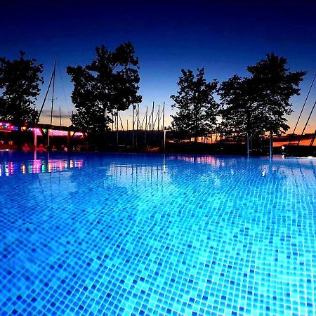 Bl Lakeside Apartman بالاتوليلّي المظهر الخارجي الصورة