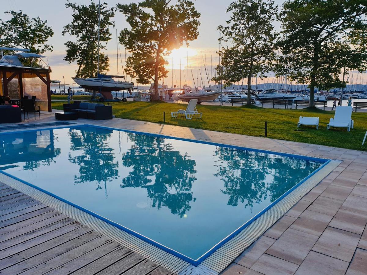 Bl Lakeside Apartman بالاتوليلّي المظهر الخارجي الصورة